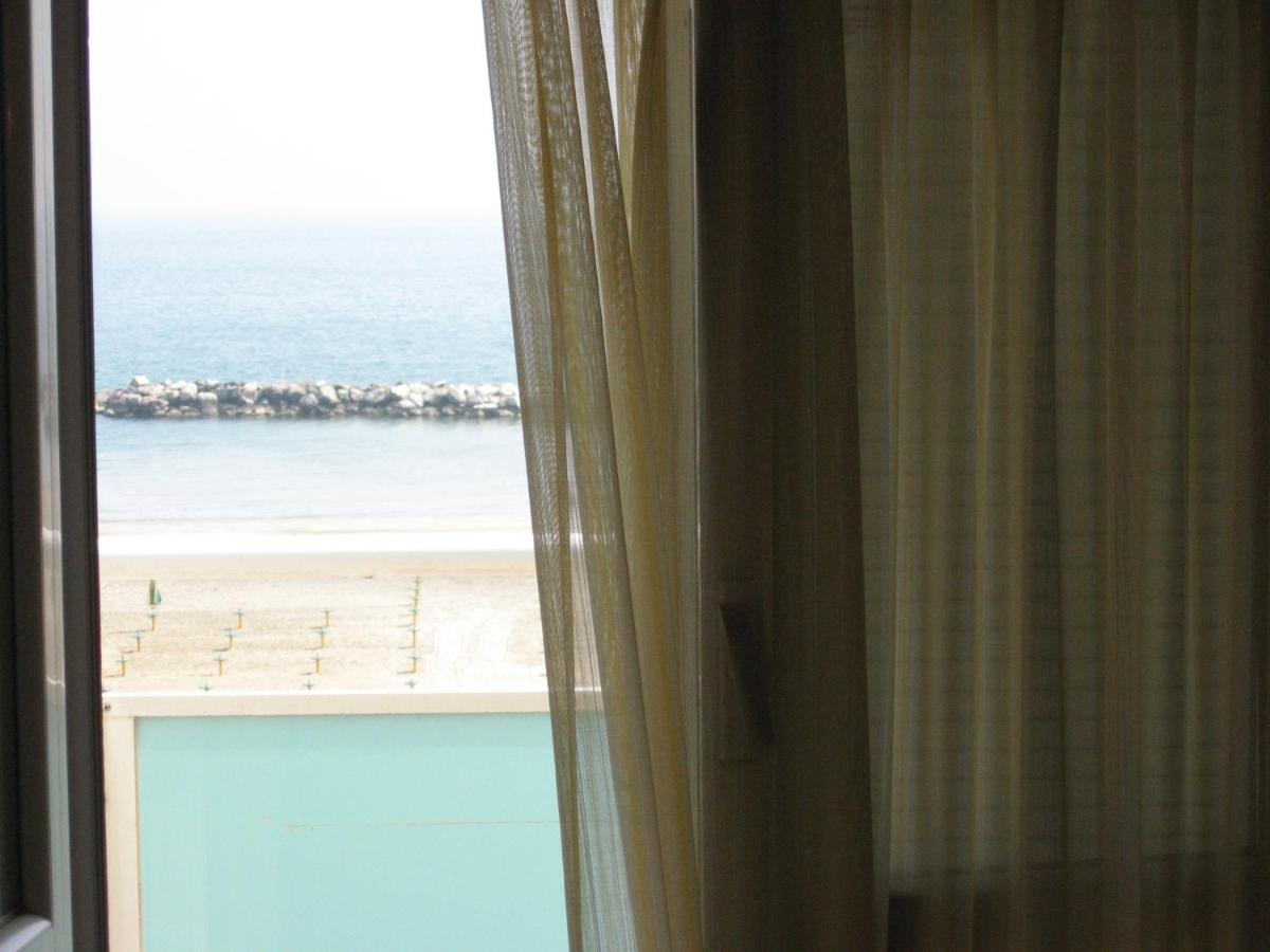 Hotel Rosati Rimini Luaran gambar