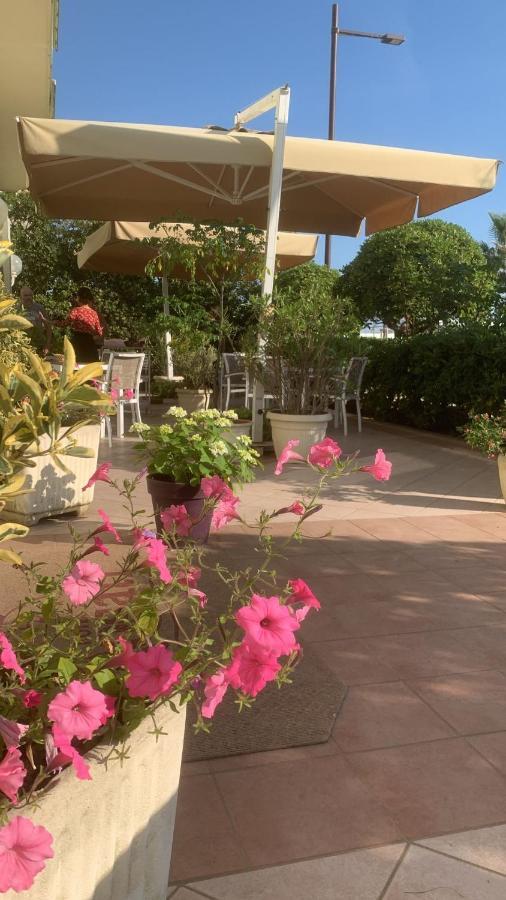 Hotel Rosati Rimini Luaran gambar